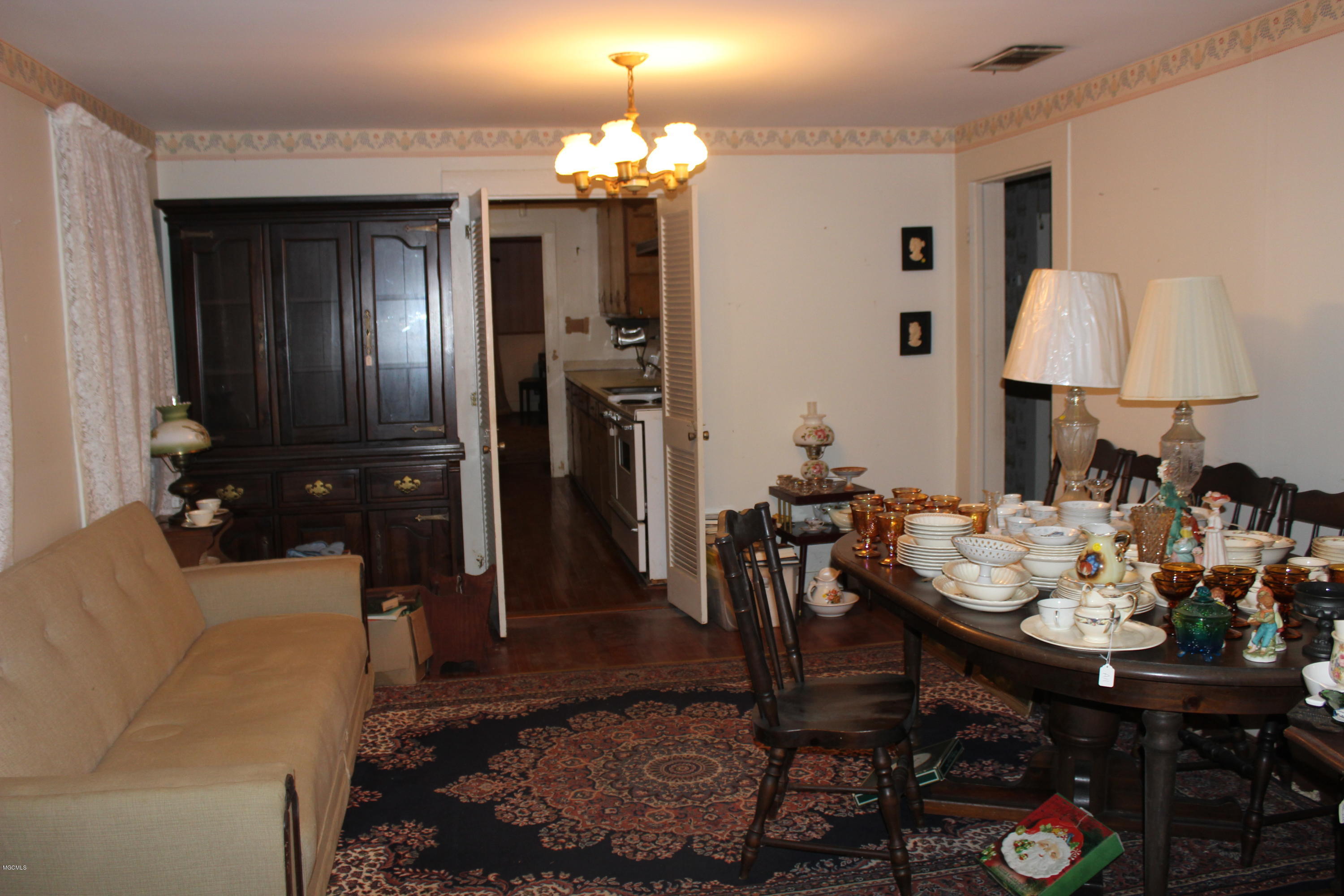 4124 Castenera Avenue Moss Point, MS 39563 - Photo 10 of 47 IMG_0028