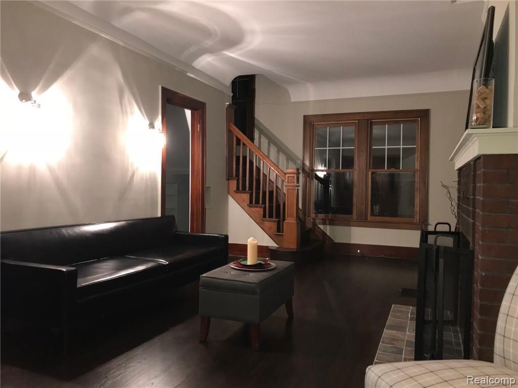 2685 Cumberland Road Berkley, MI 48072 - Photo 8 of 37 cum-lrc4.jpg