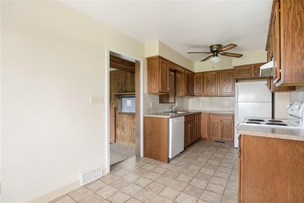 715 Cleland Mill Road New Castle, PA 16102 - Photo 7 of 14 Gallery Image 7