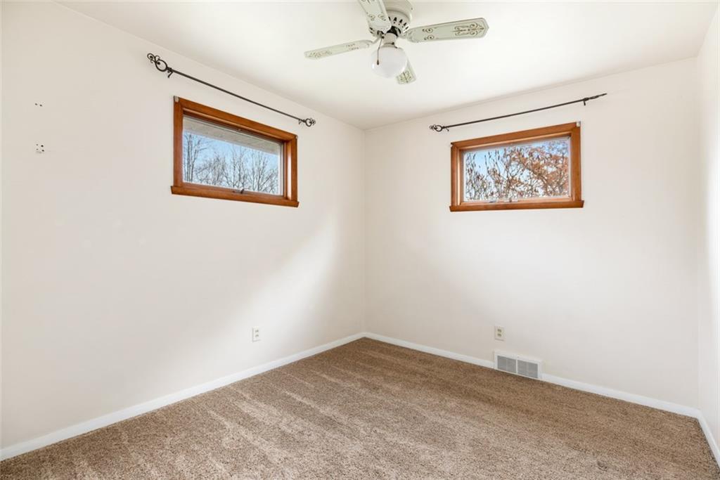 715 Cleland Mill Road New Castle, PA 16102 - Photo 10 of 14 Gallery Image 10