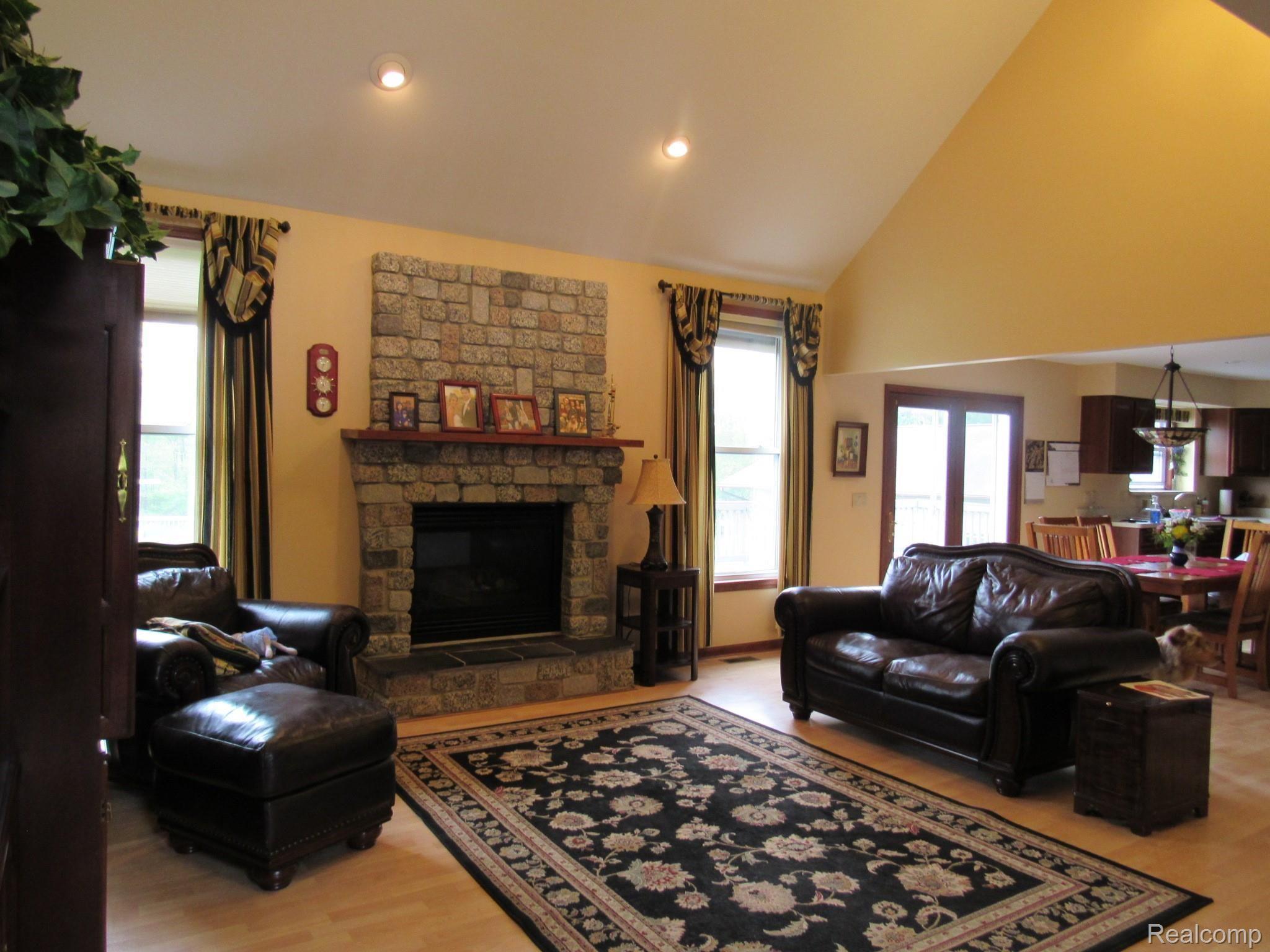 4883 Burgess Road Pinckney, MI 48169 - Photo 26 of 55 IMG_2736.JPG