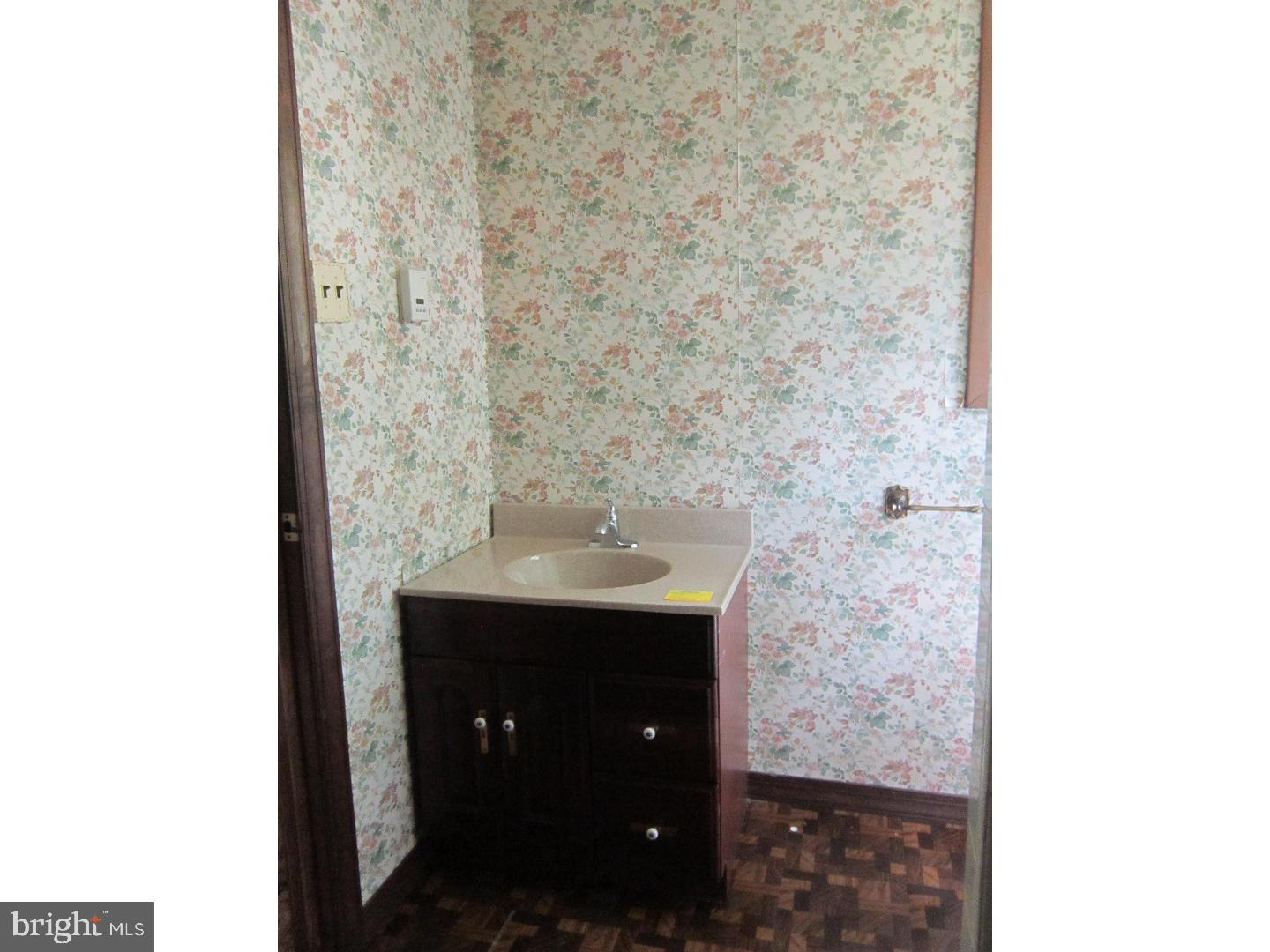 342 Lakedale Road Berlin, NJ 08009 - Photo 13 of 16 Gallery Image 13