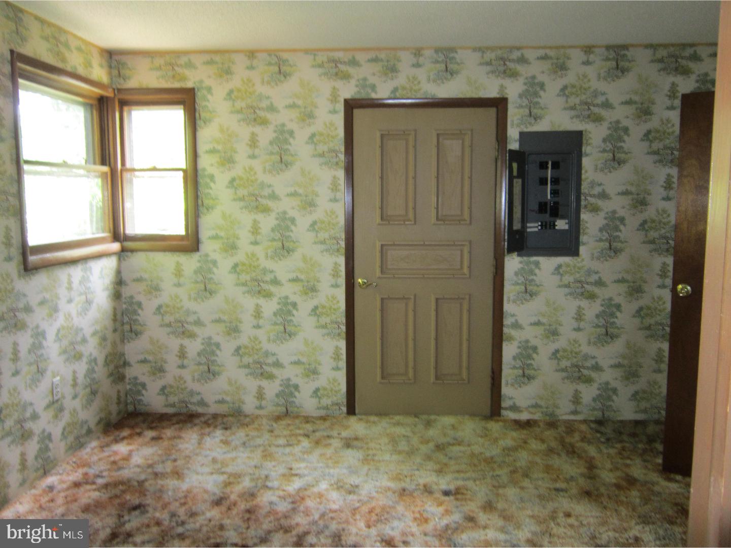 342 Lakedale Road Berlin, NJ 08009 - Photo 9 of 16 Gallery Image 9