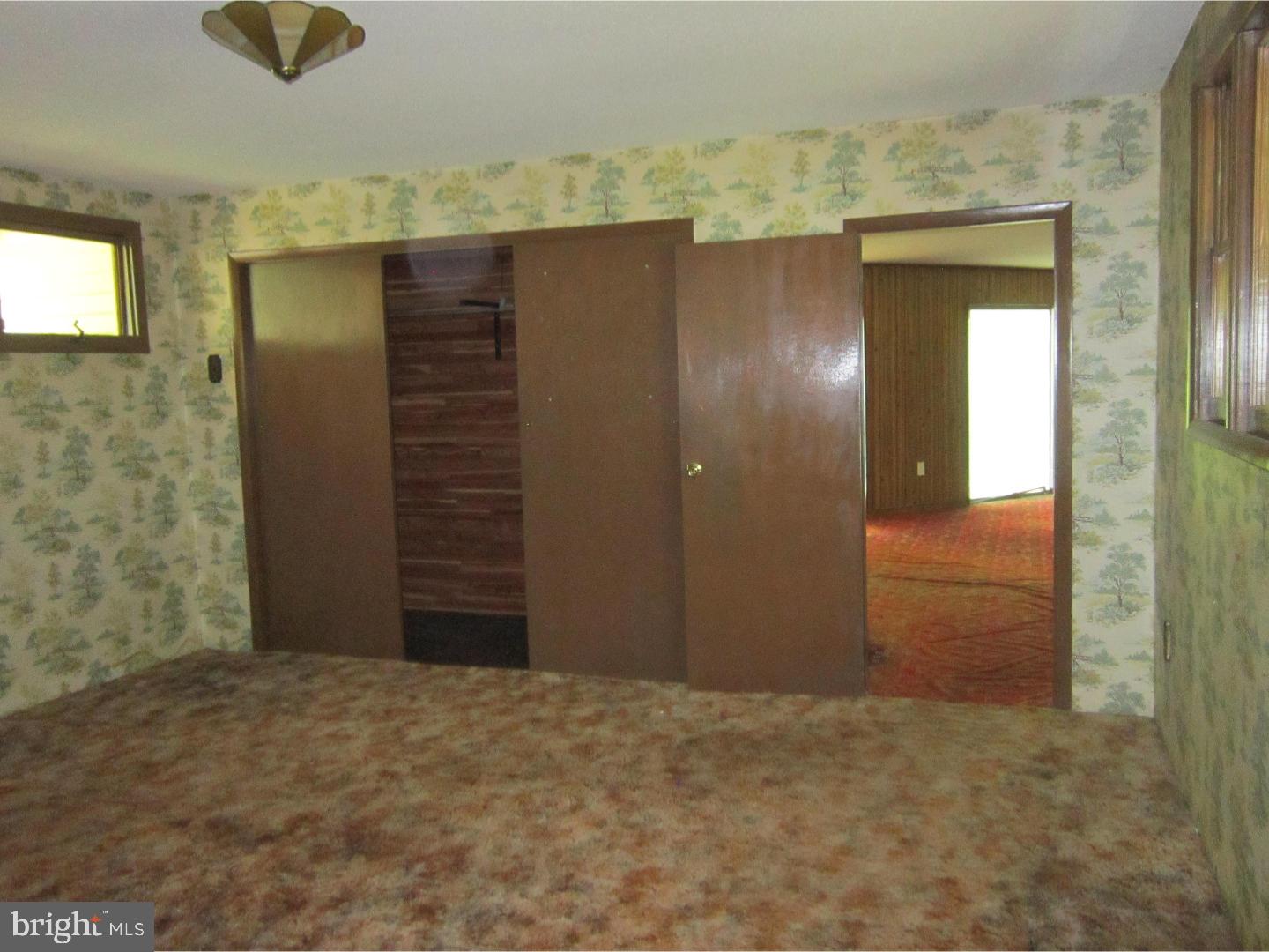 342 Lakedale Road Berlin, NJ 08009 - Photo 10 of 16 Gallery Image 10