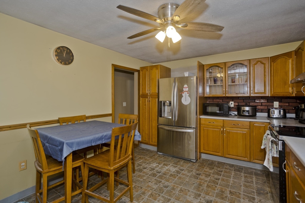 15 Maple Terrace Three Rivers, MA 01080 - Photo 3 of 34