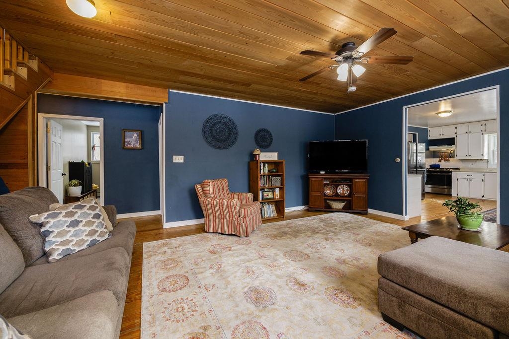 147 Palmer Road Enfield, NH 03748 - Photo 6 of 43 Gallery Image 6
