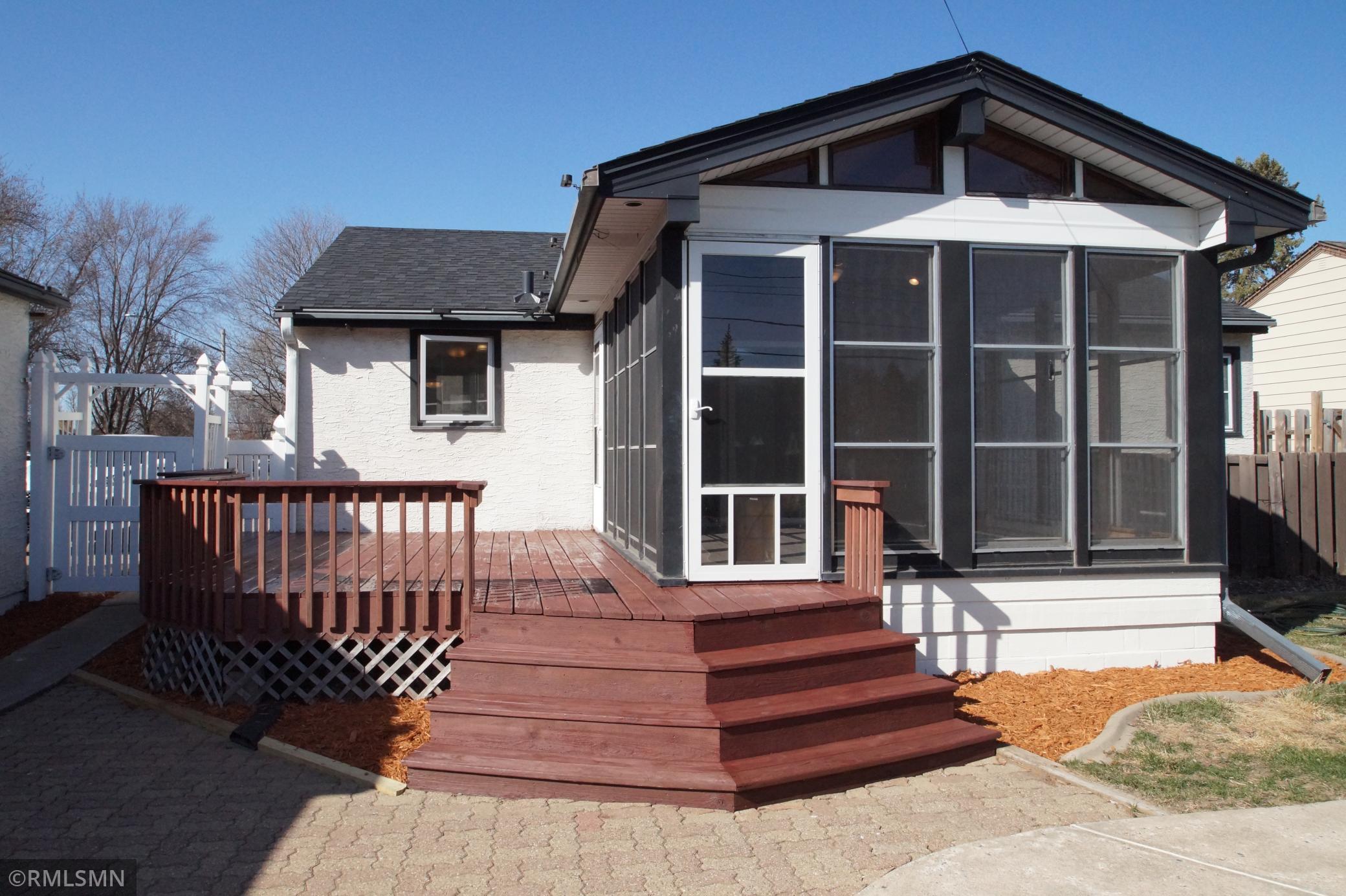 1062 Cobb Road Shoreview, MN 55126 - Photo 16 of 21 Gallery Image 16