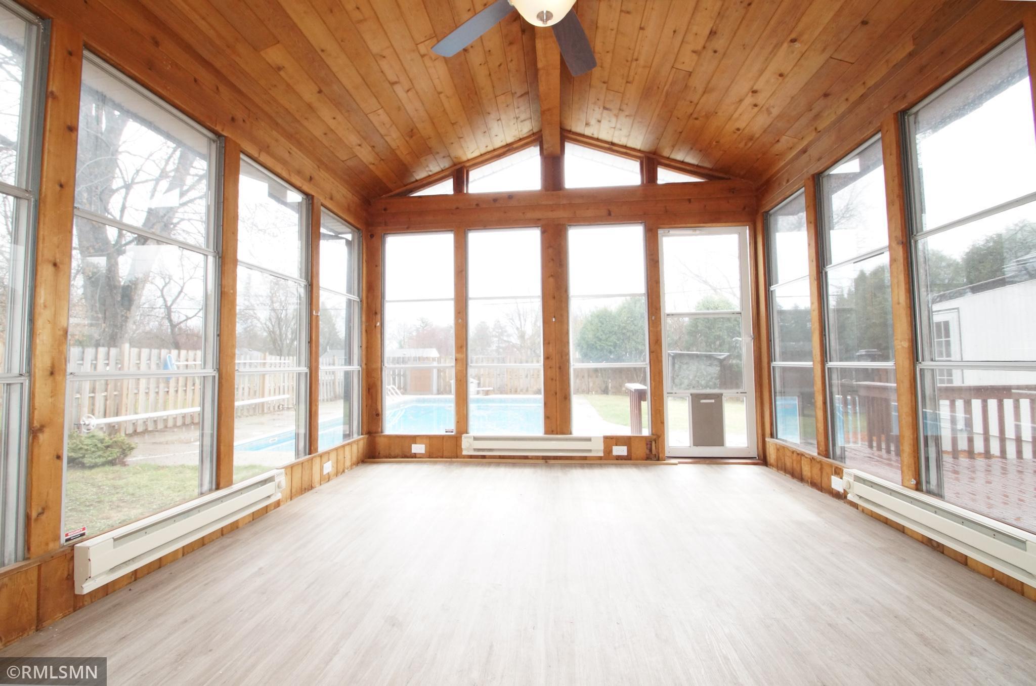 1062 Cobb Road Shoreview, MN 55126 - Photo 6 of 21 Gallery Image 6