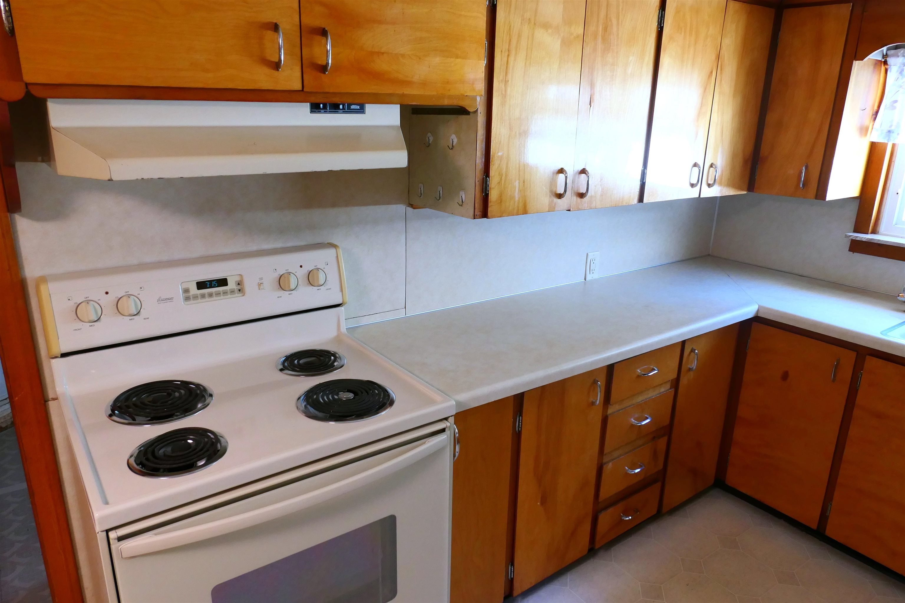 8455 North Wheeler Road Wheeler, MI 48662 - Photo 6 of 21 1937444-470f363d-fe57-4bbe-9b2f-171488d5e9a7.JPG