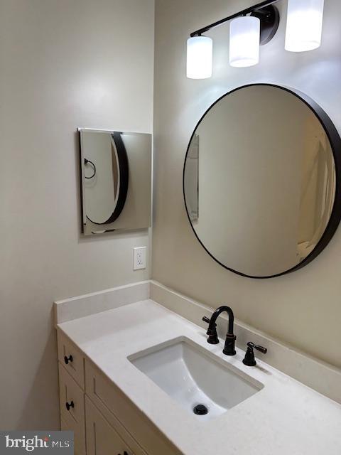 4138 Fountainside Lane, Unit 202 Fairfax, VA 22030 - Photo 29 of 36 Full Bath view for 2nd & 3rd Bedrooms
