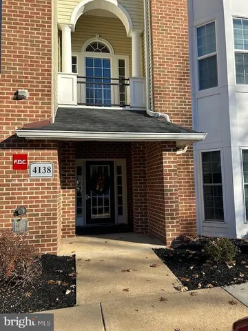 $2,800 | 4138 Fountainside Lane, Unit 202, Fairfax, VA 22030