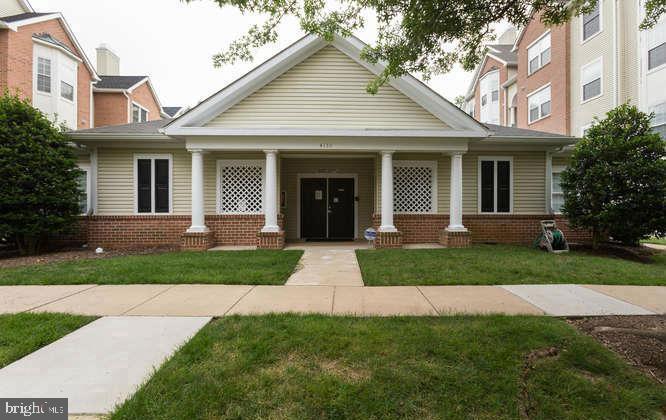 4138 Fountainside Lane, Unit 202 Fairfax, VA 22030 - Photo 35 of 36 Club House