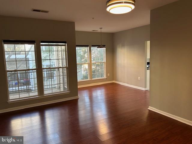 4138 Fountainside Lane, Unit 202 Fairfax, VA 22030 - Photo 7 of 36 Bright Living Room & Dining room