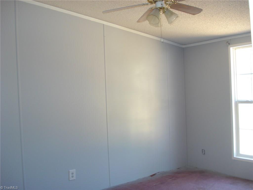 4704 Arnold Road Lexington, NC 27295 - Photo 18 of 19 Gallery Image 18
