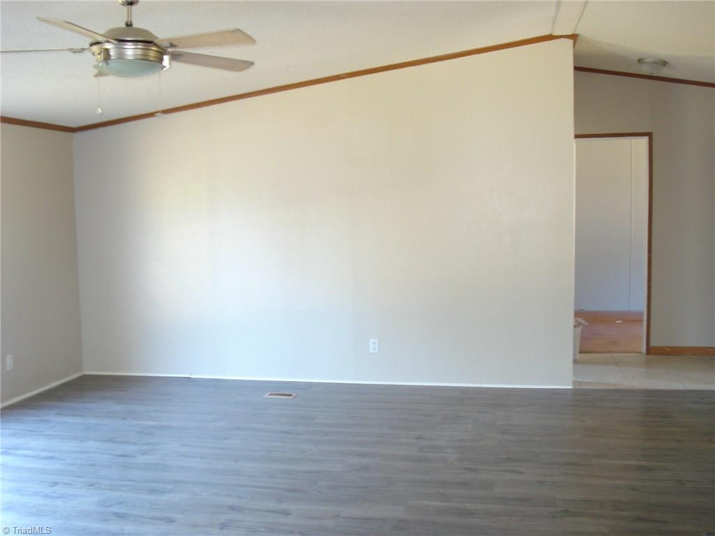 4704 Arnold Road Lexington, NC 27295 - Photo 7 of 19 Gallery Image 7