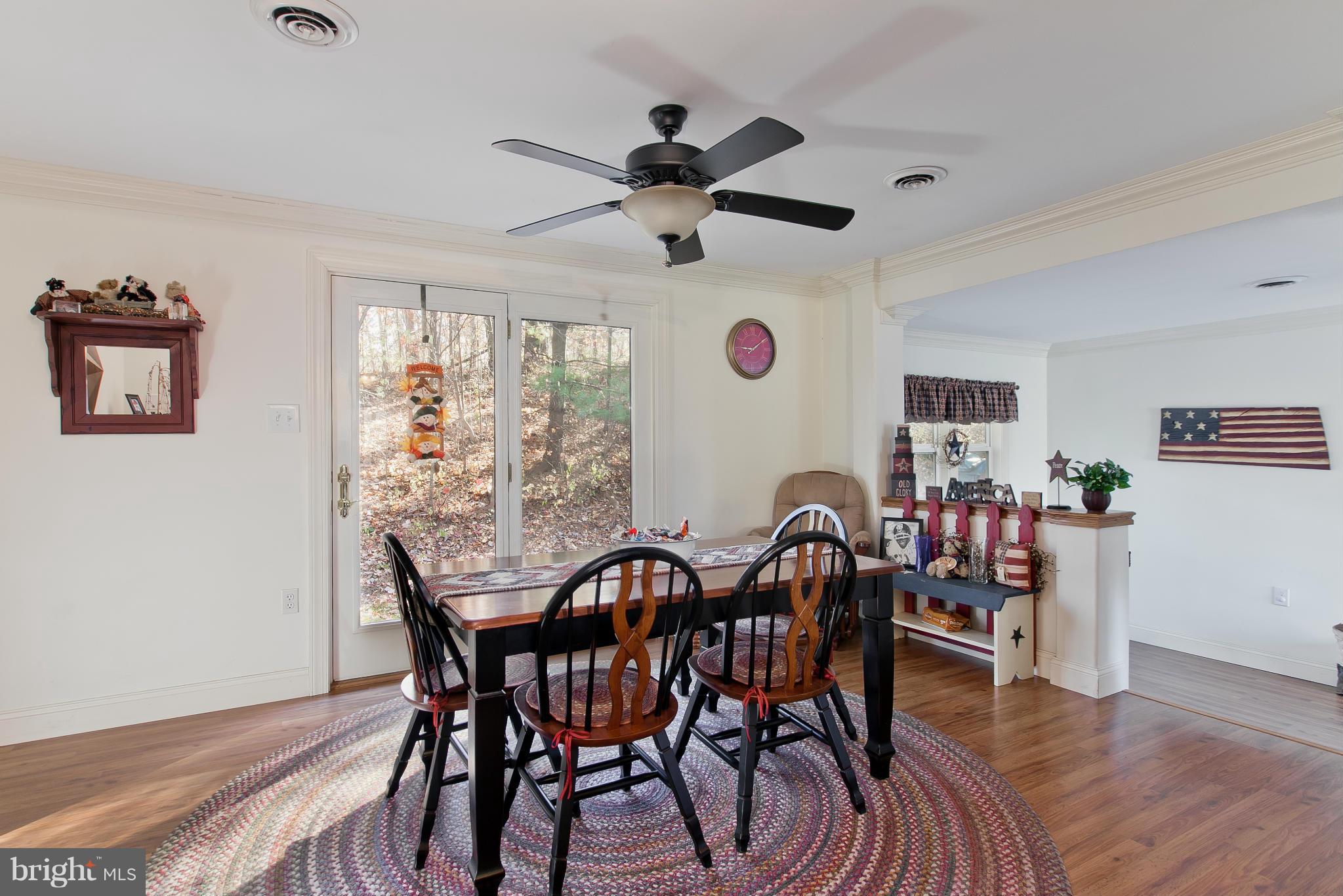 890 Paradise Valley Road Falling Waters, WV 25419 - Photo 13 of 30 Dining Room
