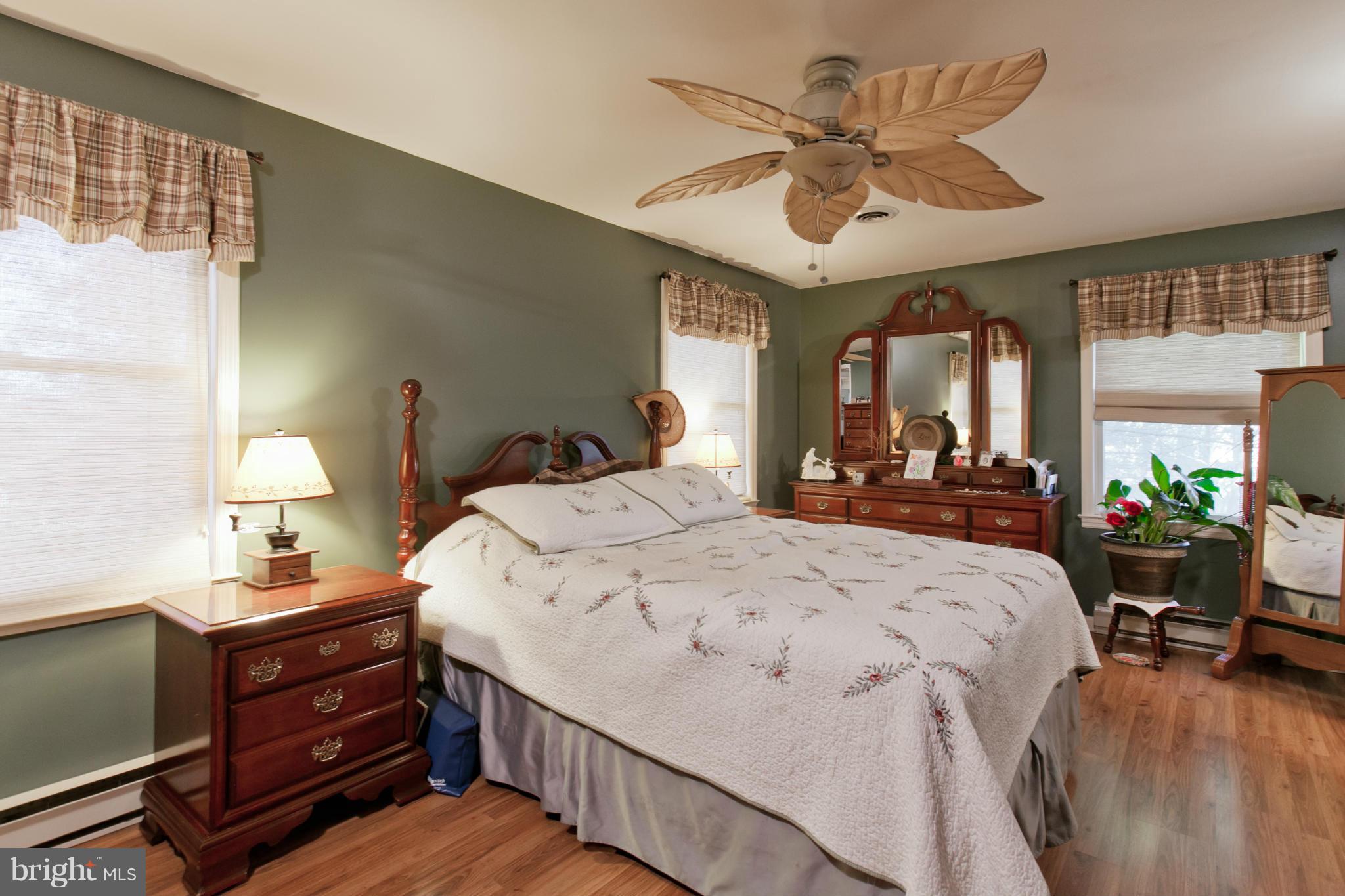 890 Paradise Valley Road Falling Waters, WV 25419 - Photo 16 of 30 Bedroom (Master)