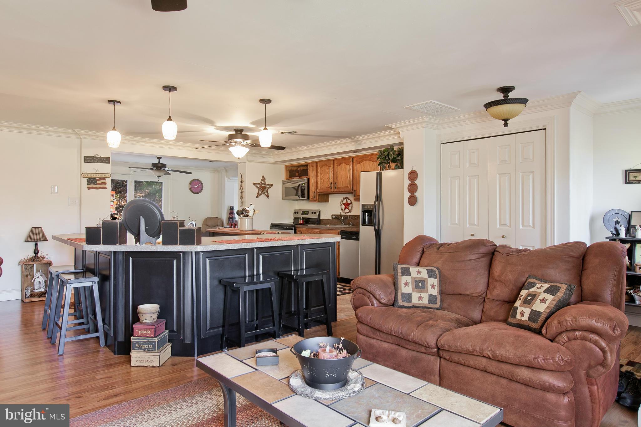 890 Paradise Valley Road Falling Waters, WV 25419 - Photo 7 of 30 Living Room