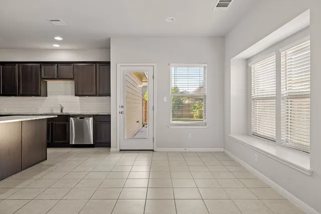 $359,000 | 321 Arabian Colt Drive, Georgetown, TX 78626