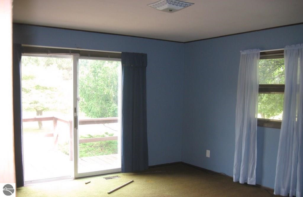 2990 West Wing Road Mount Pleasant, MI 48858 - Photo 13 of 18 1789567-12.JPG