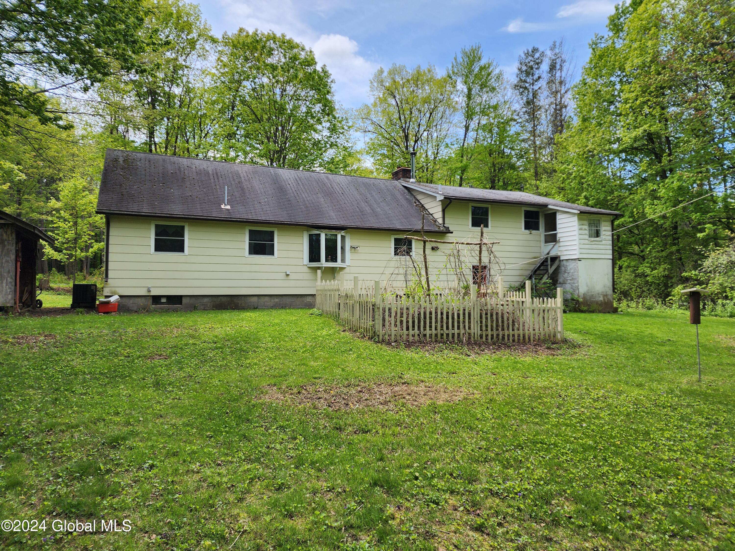 1051 Perth Road Hagaman, NY 12086 - Photo 35 of 36 20240513_122522