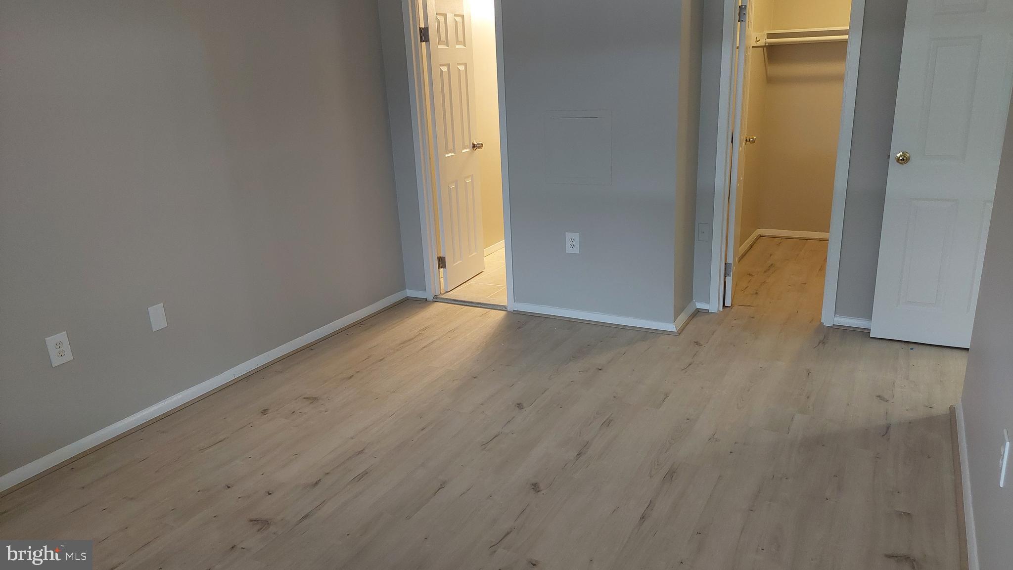 18622 Walkers Choice Road, Unit 6 Montgomery Village, MD 20886 - Photo 21 of 37 Owner Suite 9
