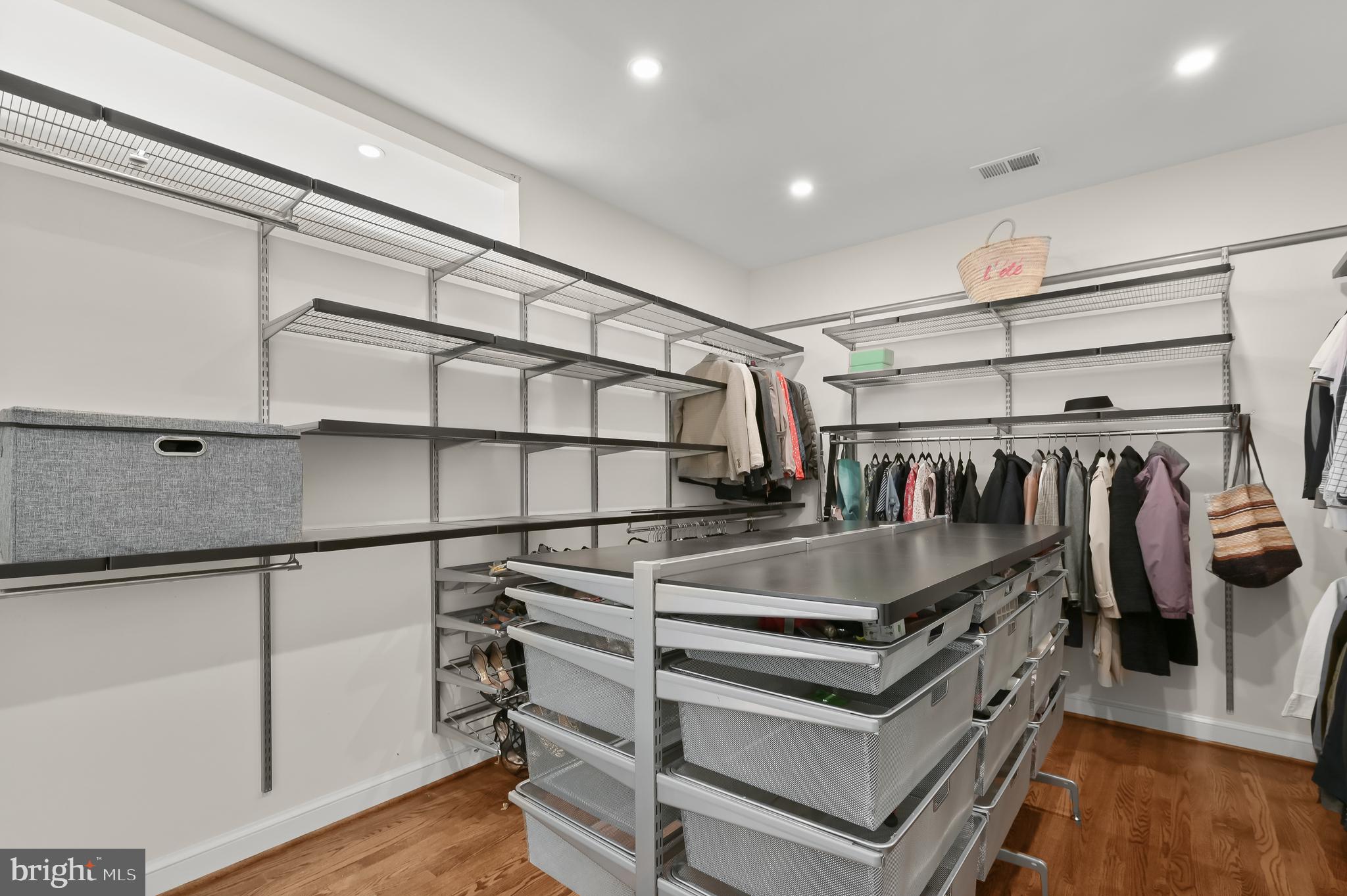 6710 Greentree Road Bethesda, MD 20817 - Photo 34 of 50