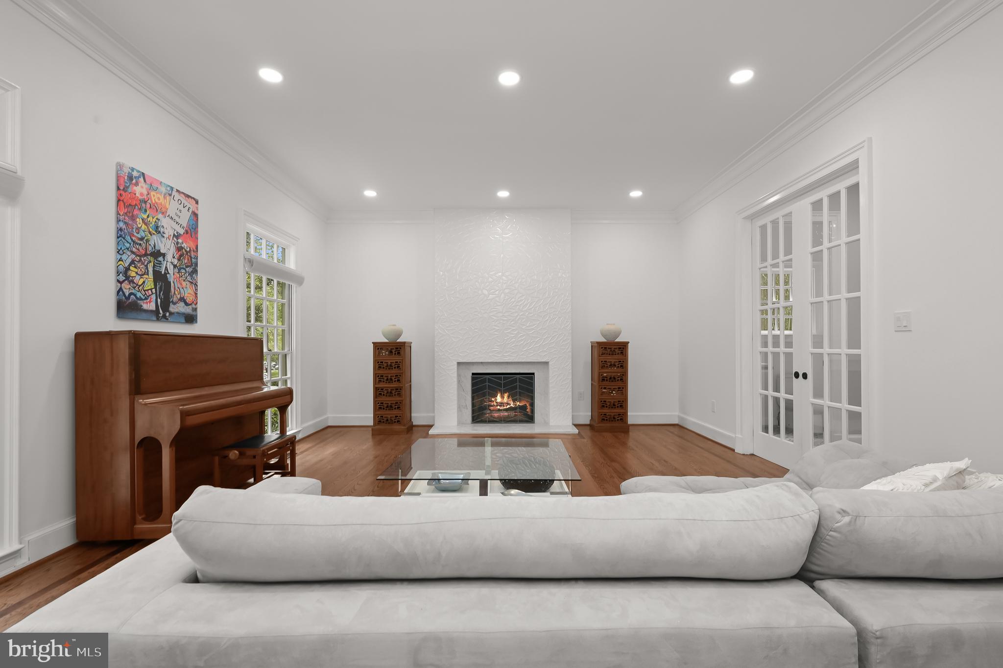 6710 Greentree Road Bethesda, MD 20817 - Photo 7 of 50