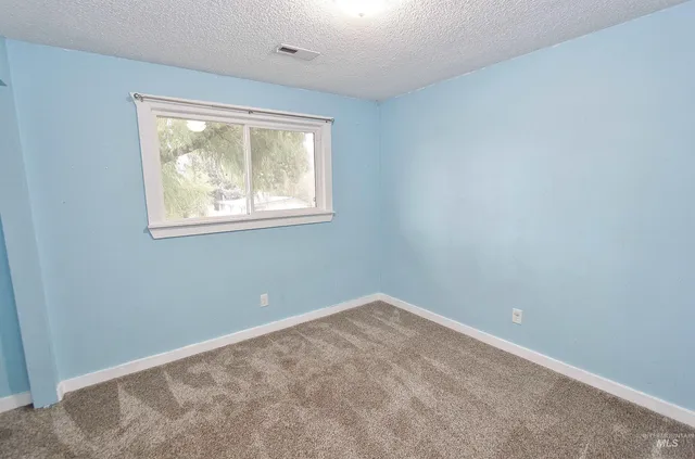 $320,000 | 370 South 10th Street East, Mountain Home, ID 83647