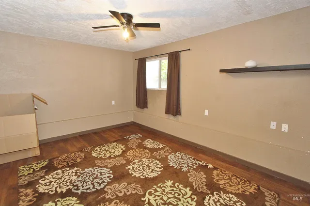 $320,000 | 370 South 10th Street East, Mountain Home, ID 83647