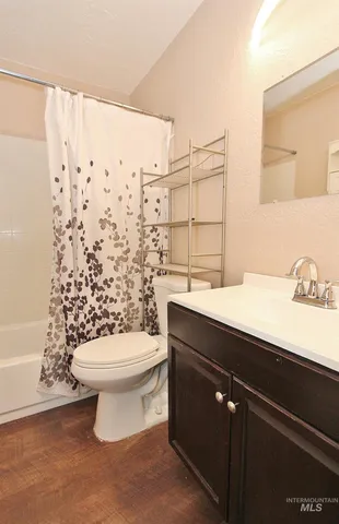 $320,000 | 370 South 10th Street East, Mountain Home, ID 83647