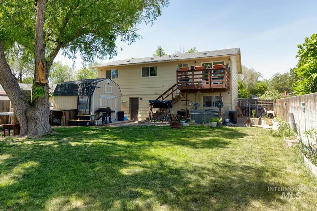 $320,000 | 370 South 10th Street East, Mountain Home, ID 83647