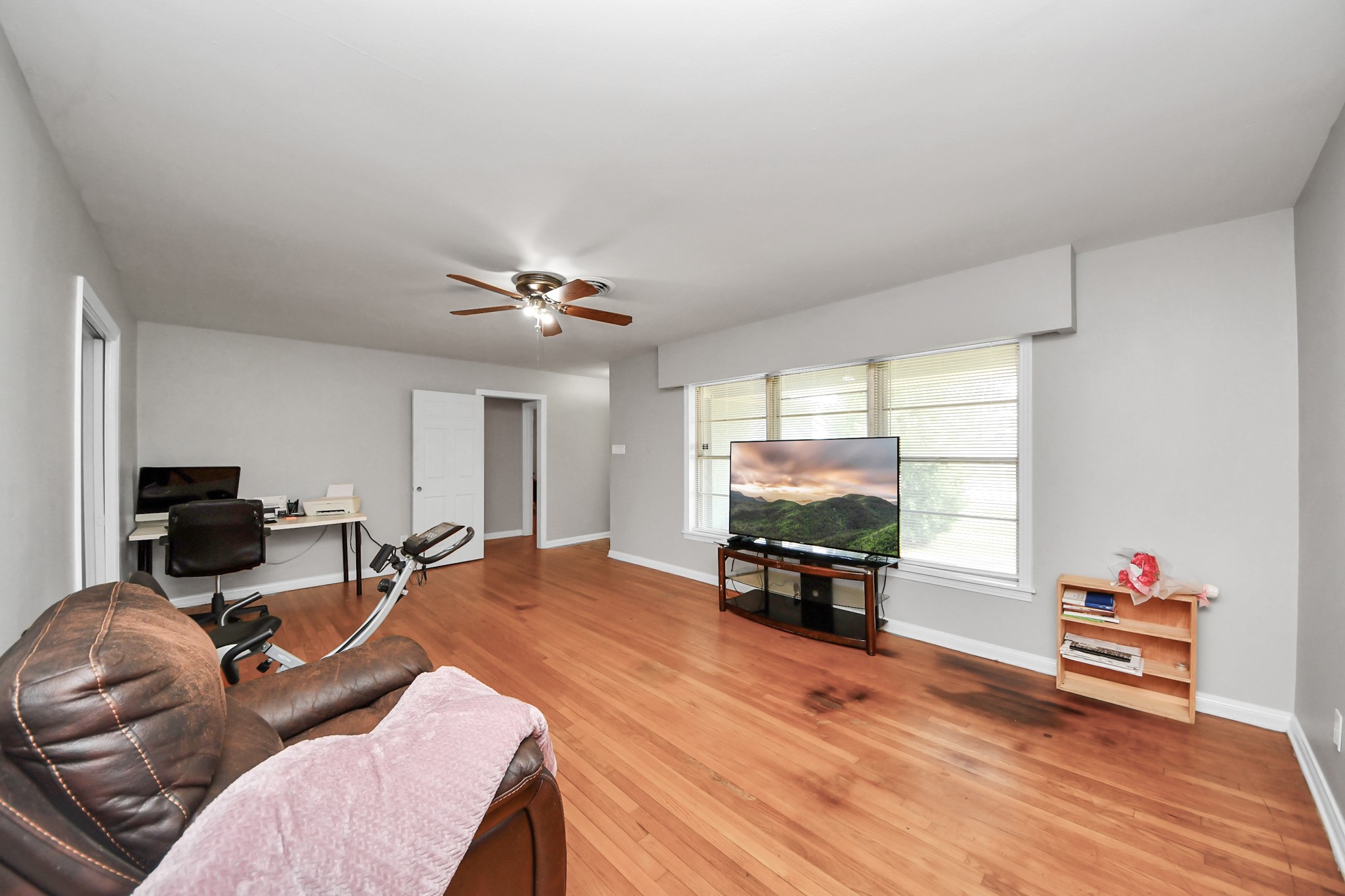 2601 Holly Street Liberty, TX 77575 - Photo 9 of 23