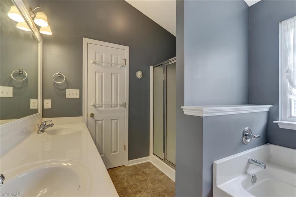 4608 Ridge Fall Road Greensboro, NC 27410 - Photo 20 of 27