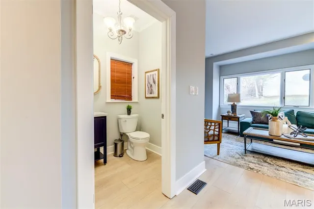 $535,000 | 6413 Lloyd Avenue, St. Louis, MO 63139