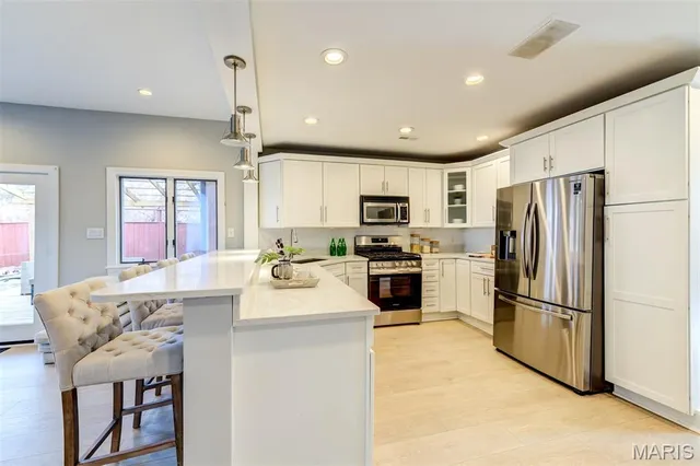 $535,000 | 6413 Lloyd Avenue, St. Louis, MO 63139