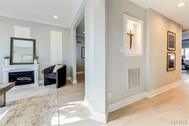 $535,000 | 6413 Lloyd Avenue, St. Louis, MO 63139