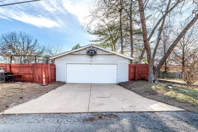 $535,000 | 6413 Lloyd Avenue, St. Louis, MO 63139