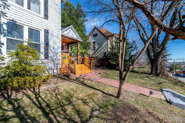 $535,000 | 6413 Lloyd Avenue, St. Louis, MO 63139