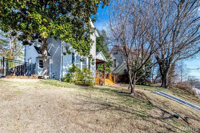 $535,000 | 6413 Lloyd Avenue, St. Louis, MO 63139