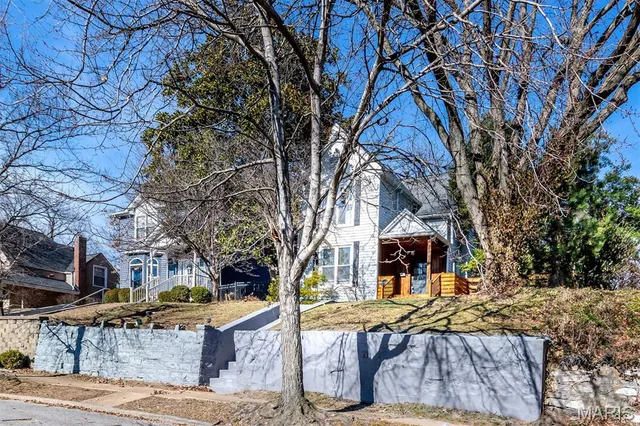 $535,000 | 6413 Lloyd Avenue, St. Louis, MO 63139