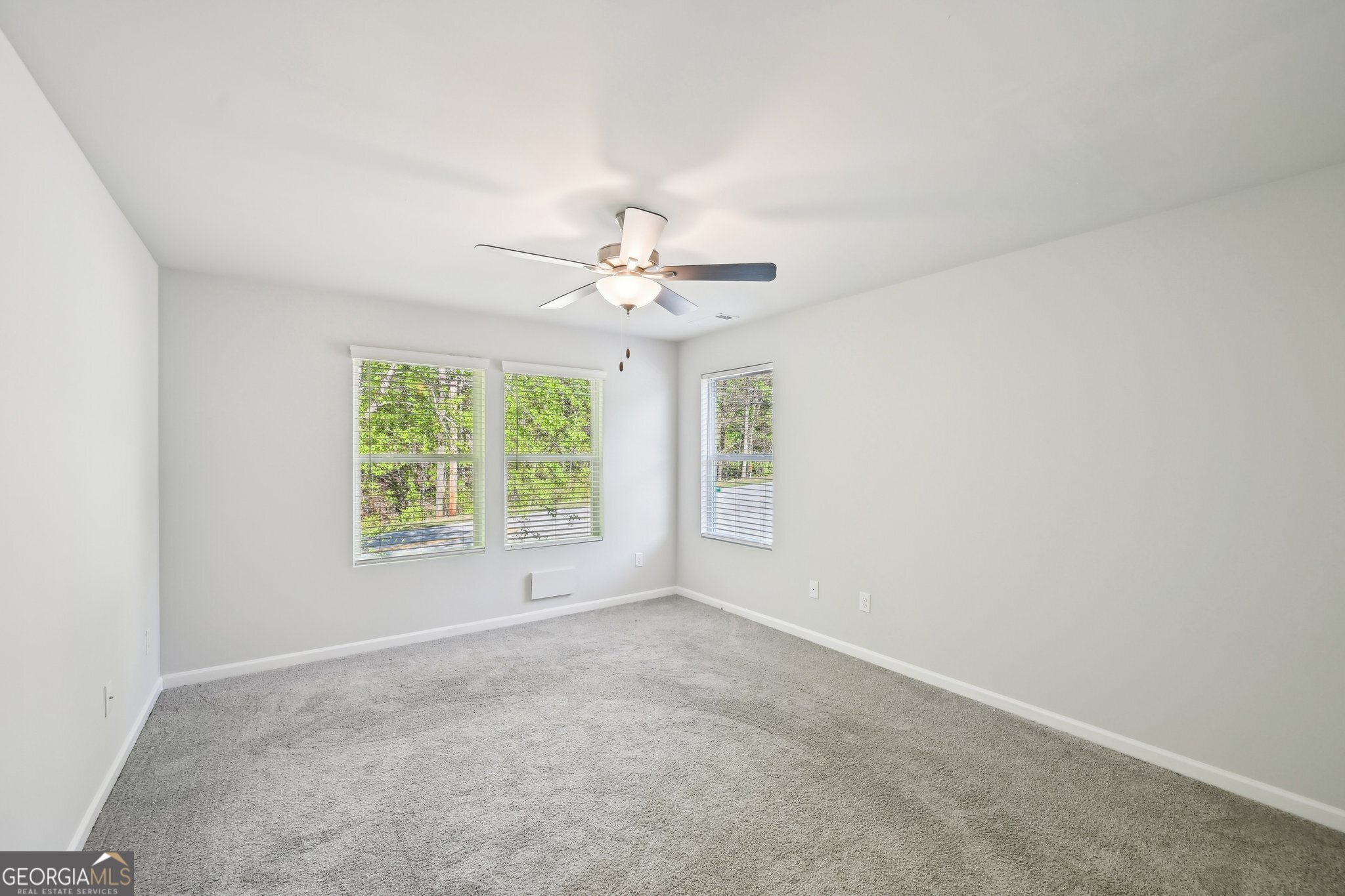 4437 Ben Hill Road Atlanta, GA 30349 - Photo 11 of 23
