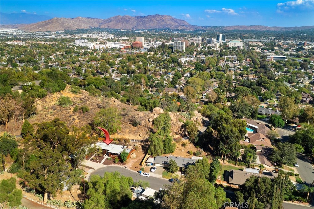 4084 Miramonte Place Riverside, CA 92501 - Photo 55 of 60 a view of city and mountain