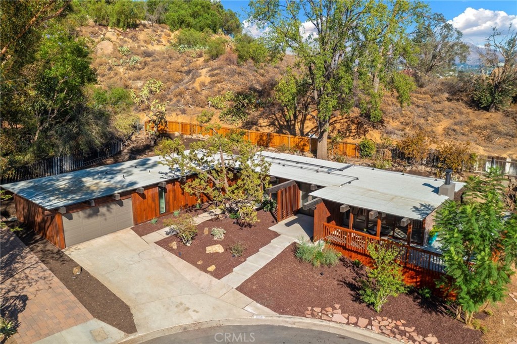 4084 Miramonte Place Riverside, CA 92501 - Photo 56 of 60 front view of a house with a yard