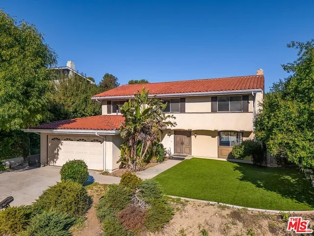 $1,299,000 | 24561 Calvert Street, Woodland Hills, CA 91367