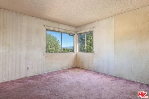 $1,299,000 | 24561 Calvert Street, Woodland Hills, CA 91367