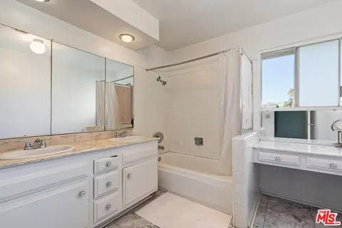$1,299,000 | 24561 Calvert Street, Woodland Hills, CA 91367