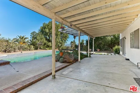 $1,299,000 | 24561 Calvert Street, Woodland Hills, CA 91367