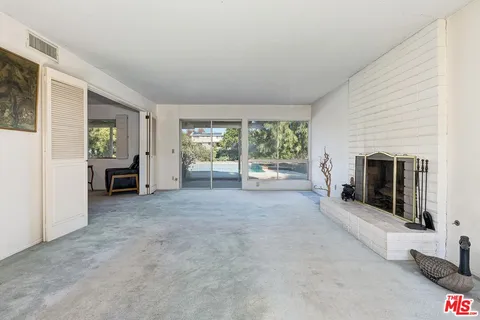 $1,299,000 | 24561 Calvert Street, Woodland Hills, CA 91367