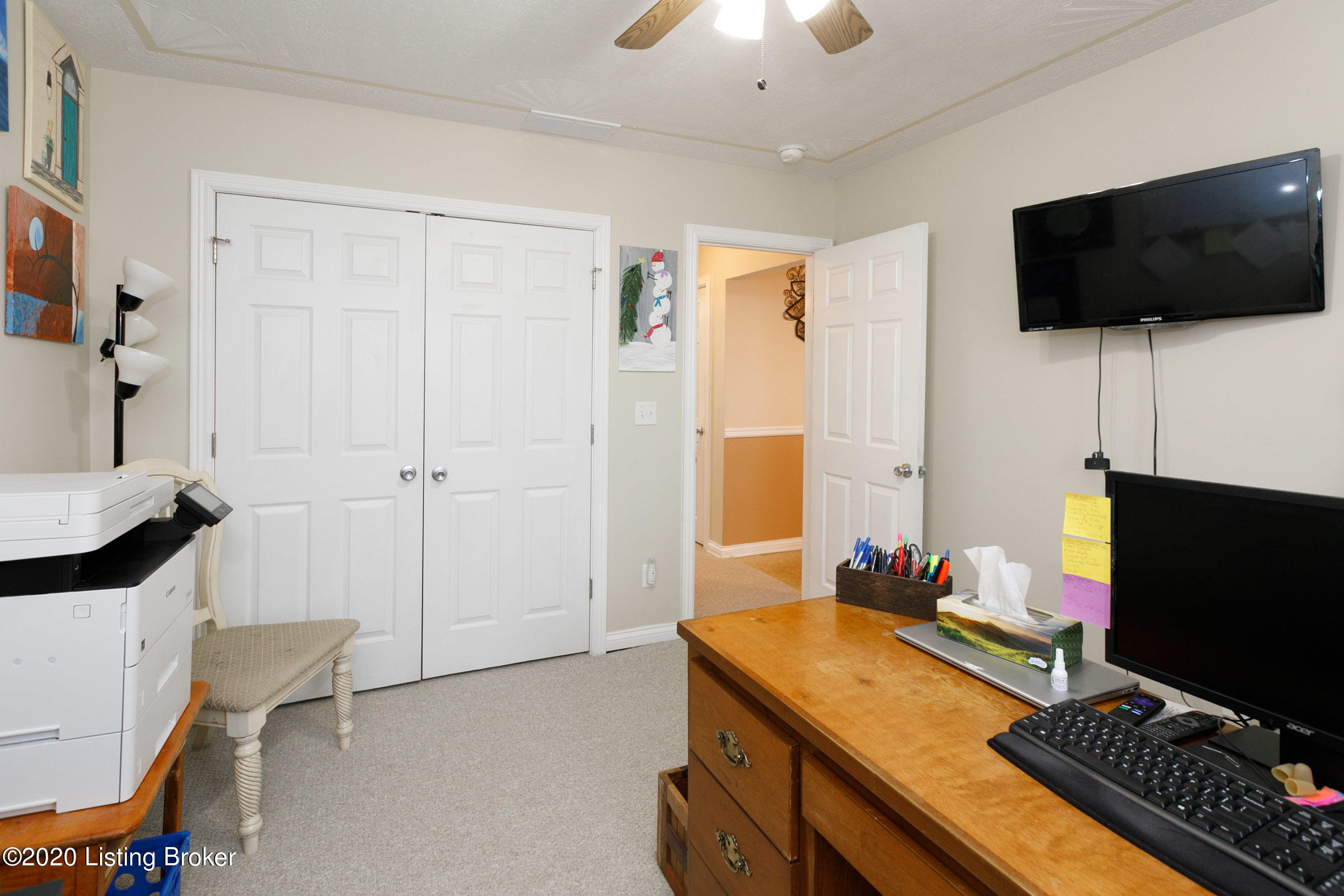 862 Rams Run Shepherdsville, KY 40165 - Photo 22 of 35 Bedroom #3 with double closet